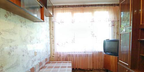 3-комн квартира улица Костюшко,  д. 76