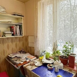 Продажа 1-комн квартиры на вторичном рынке ул Днепропетровская,  д. 17