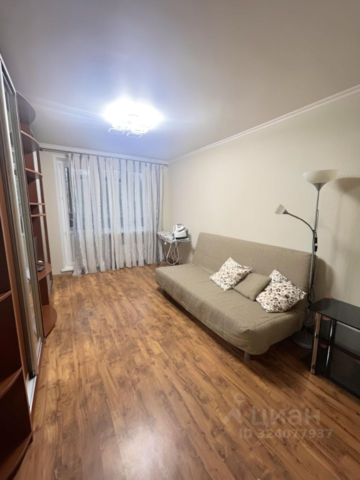 Аренда 2-комн квартиры на вторичном рынке Мытищи, Юбилейная улица, 25к1