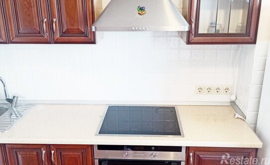 Продажа 1-комн квартиры на вторичном рынке микрорайон Инессы Арманд, Набережная улица,  д. 57 к4