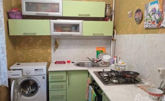 Продажа 2-комн квартиры на вторичном рынке Пересвет, ул Строителей,  д. 5