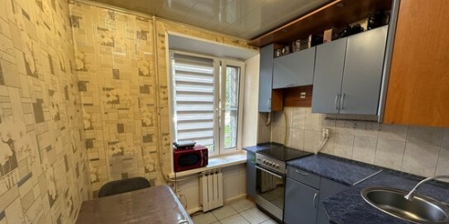 3-комн квартира ул Просторная,  д. 10,  к. 1