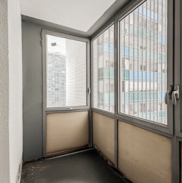 Продажа 2-комн квартиры на вторичном рынке проспект Героев