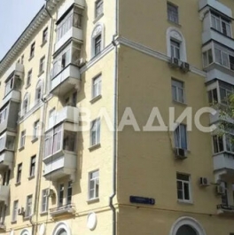 Продажа 4-комн квартиры на вторичном рынке улица Трофимова,  д. 5А