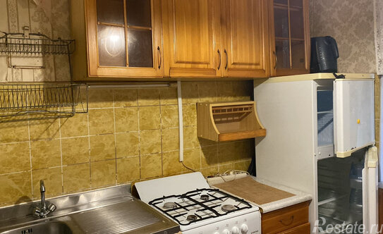 Продажа 1-комн квартиры на вторичном рынке ул Нахимова,  д. 2/30