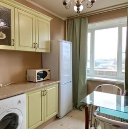 Продажа 1-комн квартиры на вторичном рынке ул Верхняя,  д. 3,  к. 2