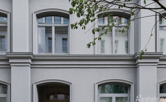 Продажа 3-комн квартиры на вторичном рынке Полянка Б. ул,  д. 9