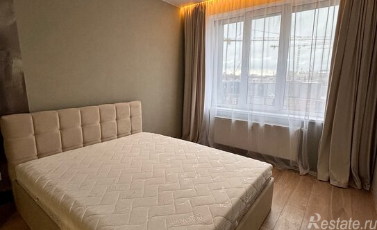 Продажа 1-комн квартиры на вторичном рынке Октябрьская наб,  д. 34 к2