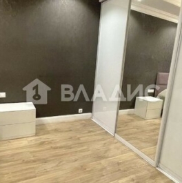 Продажа 1-комн квартиры на вторичном рынке Химки г, Сходня мкр, Первомайская ул,  д. 49