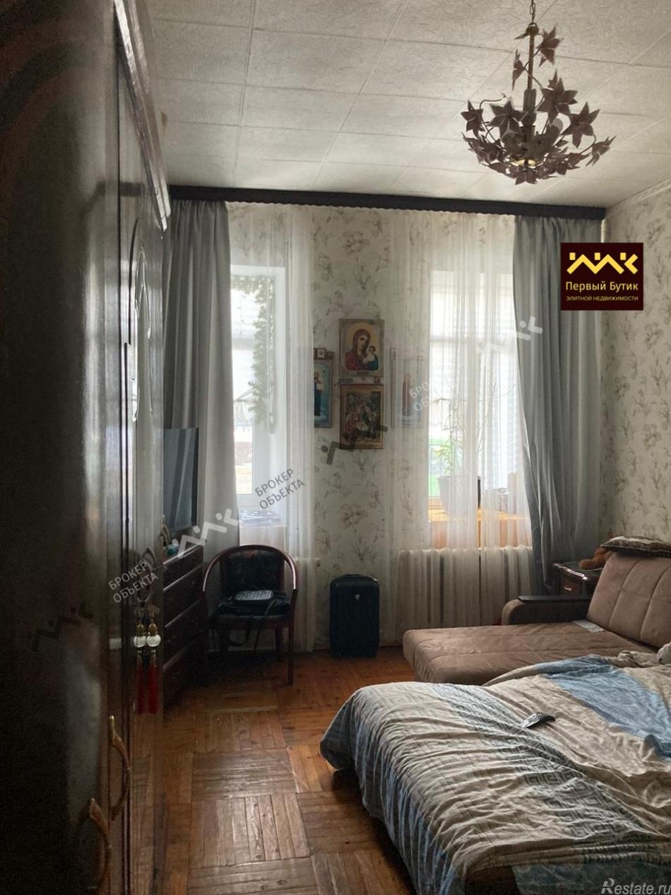 Продажа 2-комн квартиры на вторичном рынке Карташихина ул,  д. 13