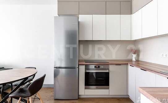 Продажа 2-комн квартиры на вторичном рынке Героев пр-кт,  д. 31,  к. 1