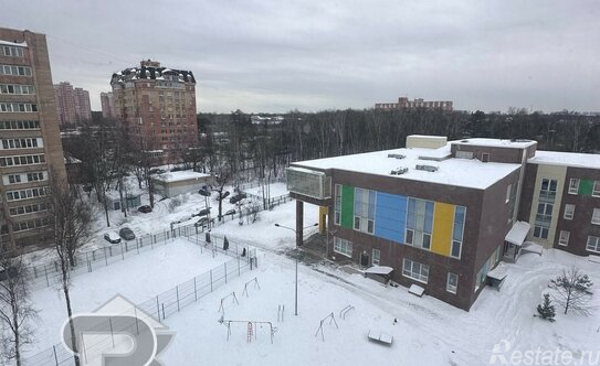 Продажа 1-комн квартиры на вторичном рынке Кучино, улица Смельчак,  д. 15