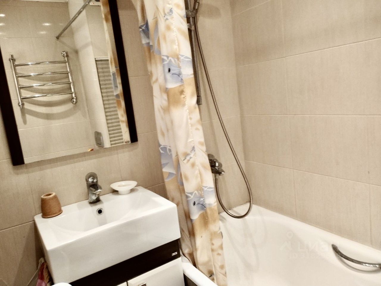 Аренда 2-комн квартиры на вторичном рынке Живописная улица, 15