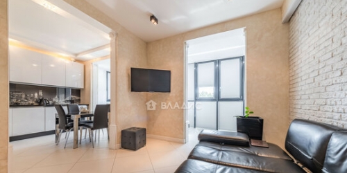 4-комн квартира Петергофское ш,  д. 45