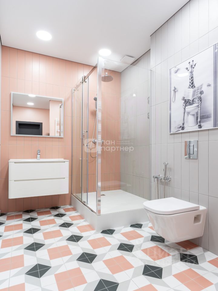 Продажа 2-комн квартиры на вторичном рынке 12-я Красноармейская улица, 26