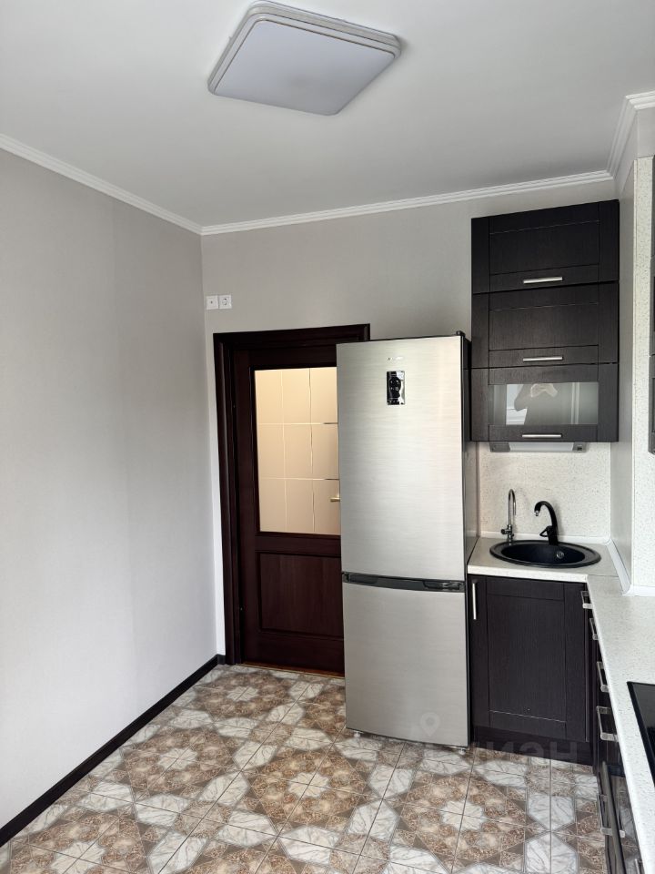 Продажа 2-комн квартиры на вторичном рынке Светлановский проспект, 60к3