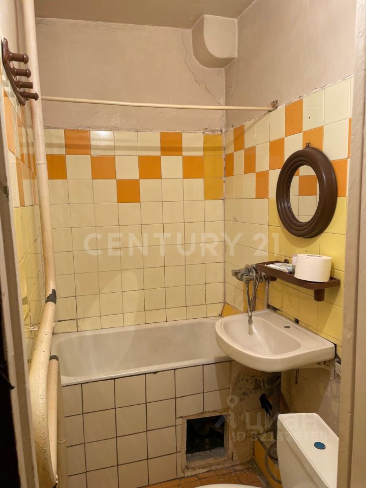 Продажа 2-комн квартиры на вторичном рынке Балаклавский проспект, 30К2