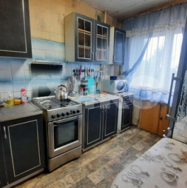 Продажа 3-комн квартиры на вторичном рынке Воскресенск, Молодёжная улица,  д. 2/1