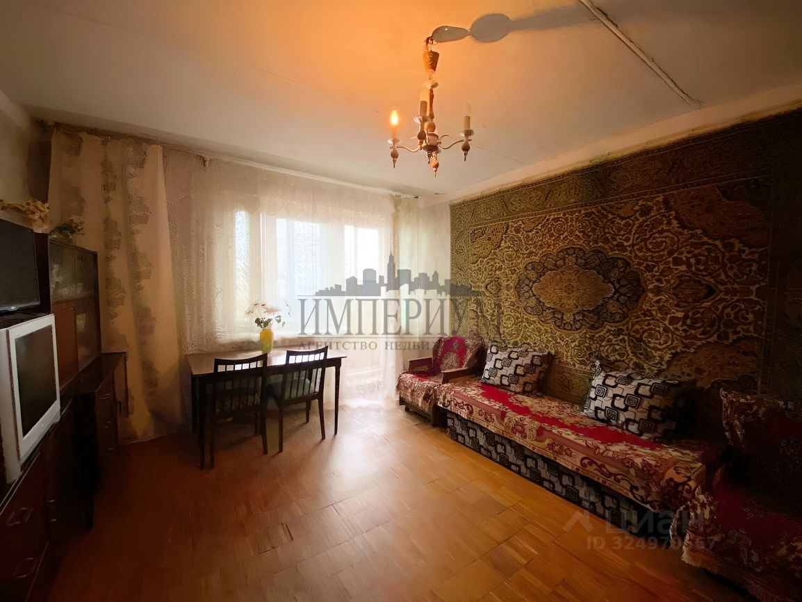 Продажа 3-комн квартиры на вторичном рынке Серпухов, Бригадная улица, 4
