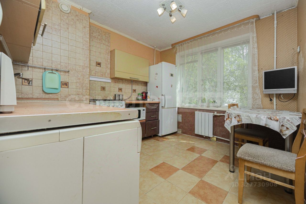 Продажа 3-комн квартиры на вторичном рынке Наро-Фоминск, улица Шибанкова, 47