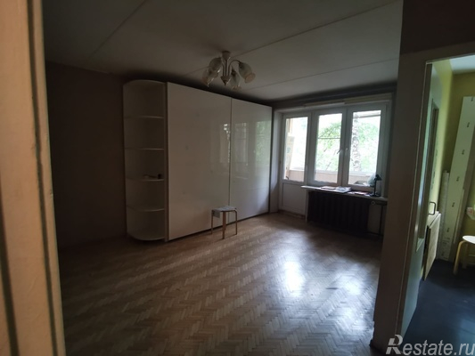 Продажа 1-комн квартиры на вторичном рынке Калибровская ул,  д. 11