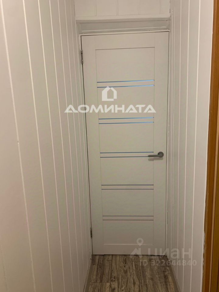 Продажа 2-комн квартиры на вторичном рынке Красный Бор пгт, улица Комсомольская, 23