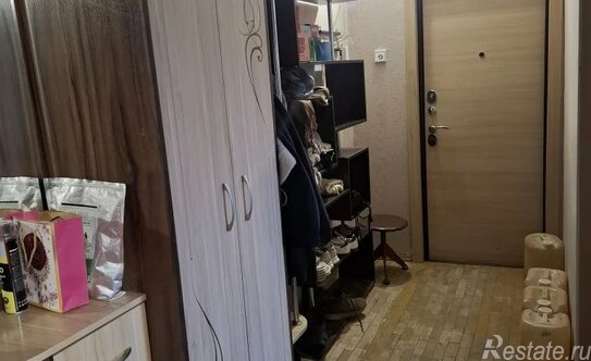 Продажа 2-комн квартиры на вторичном рынке Луга, пр-кт Кирова,  д. 18б