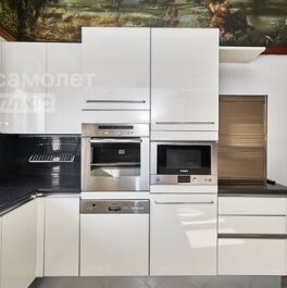 Продажа 5-комн квартиры на вторичном рынке ул Макаренко,  д. 2/21,  к. 2