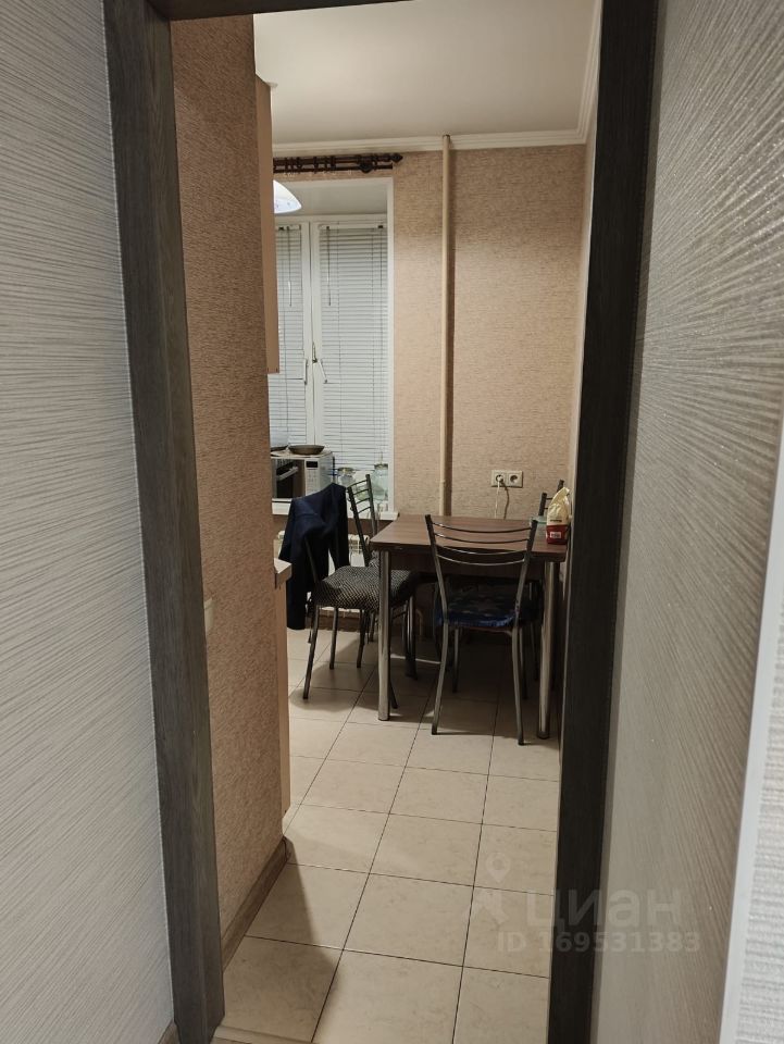 Аренда 2-комн квартиры на вторичном рынке улица Генерала Глаголева, 25К1