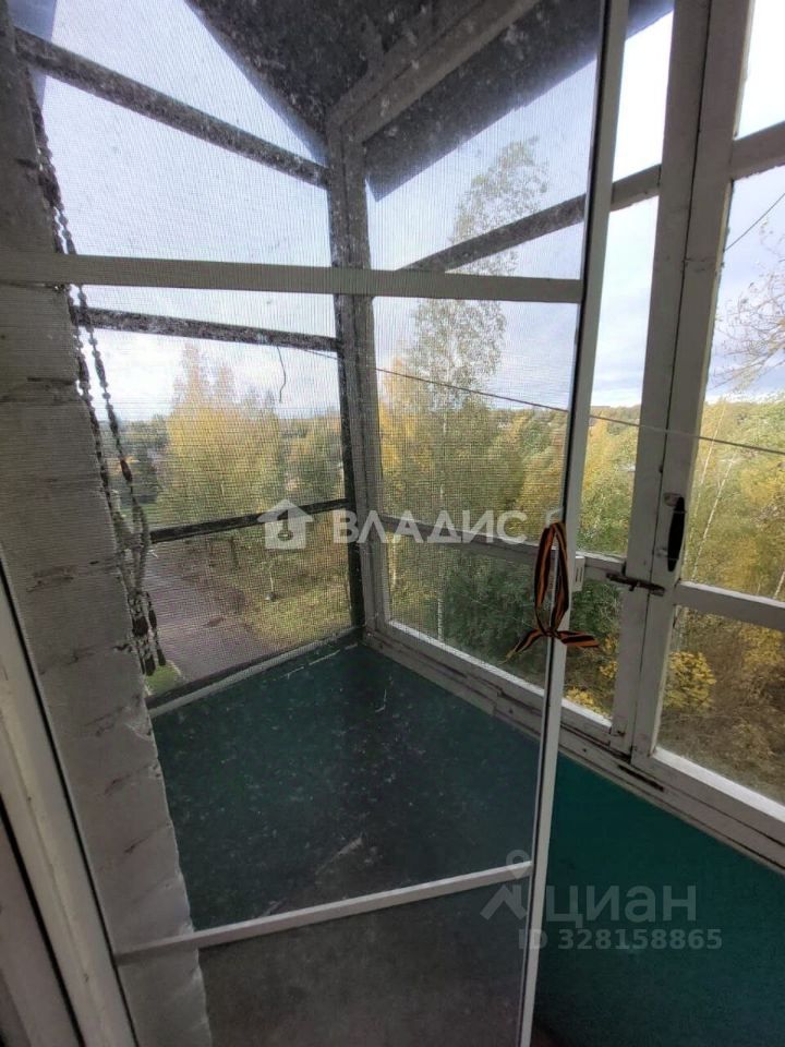 Продажа 2-комн квартиры на вторичном рынке пос. Понтонный, улица Александра Товпеко,  д. 36
