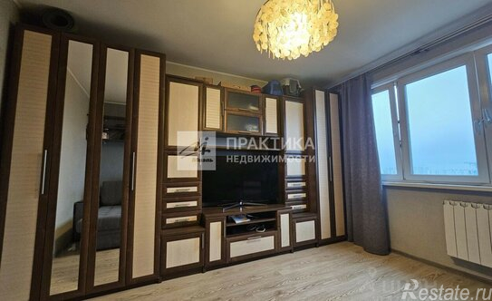 Продажа 3-комн квартиры на вторичном рынке улица Васильцовский Стан