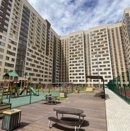 Продажа 2-комн квартиры на вторичном рынке Железнодорожный, улица Поликахина