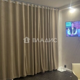 Продажа 1-комн квартиры на вторичном рынке Корабельная улица,  д. 9