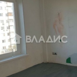 Продажа 3-комн квартиры на вторичном рынке Ясеневая ул,  д. 6