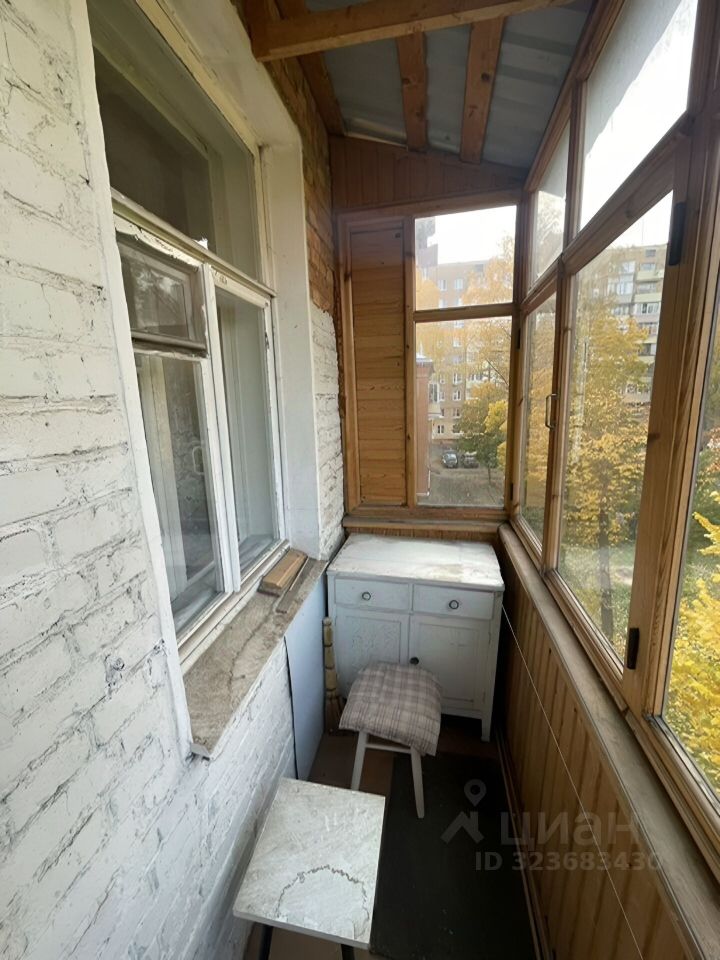 Продажа 2-комн квартиры на вторичном рынке Лобня, улица Ленина, 8