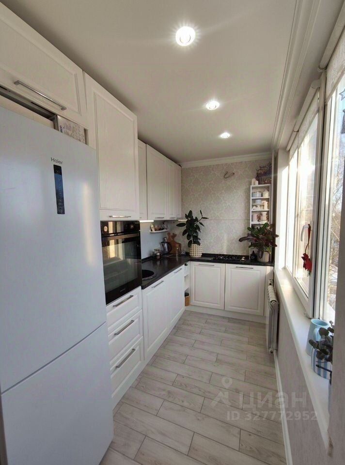 Продажа 3-комн квартиры на вторичном рынке улица Софьи Ковалевской,  д. 18