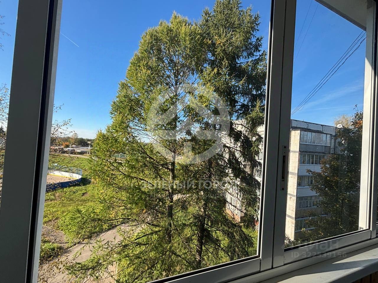 Продажа 2-комн квартиры на вторичном рынке с. Петровское, улица Центральная, 8