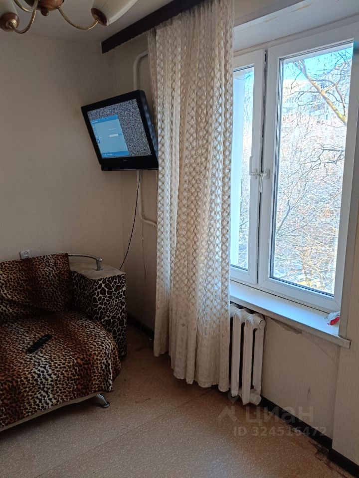 Аренда 2-комн квартиры на вторичном рынке улица Федора Полетаева, 32К5