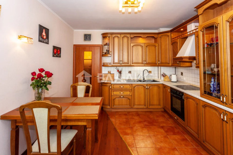 Продажа 3-комн квартиры на вторичном рынке ВНИИССОК, Берёзовая улица,  д. 11