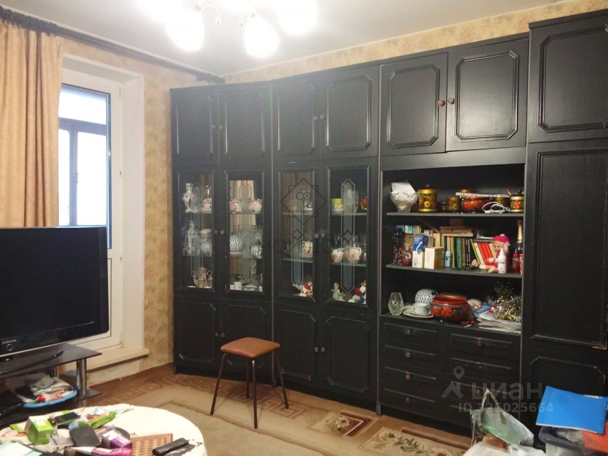 Продажа 1-комн квартиры на вторичном рынке улица Твардовского, 13К2