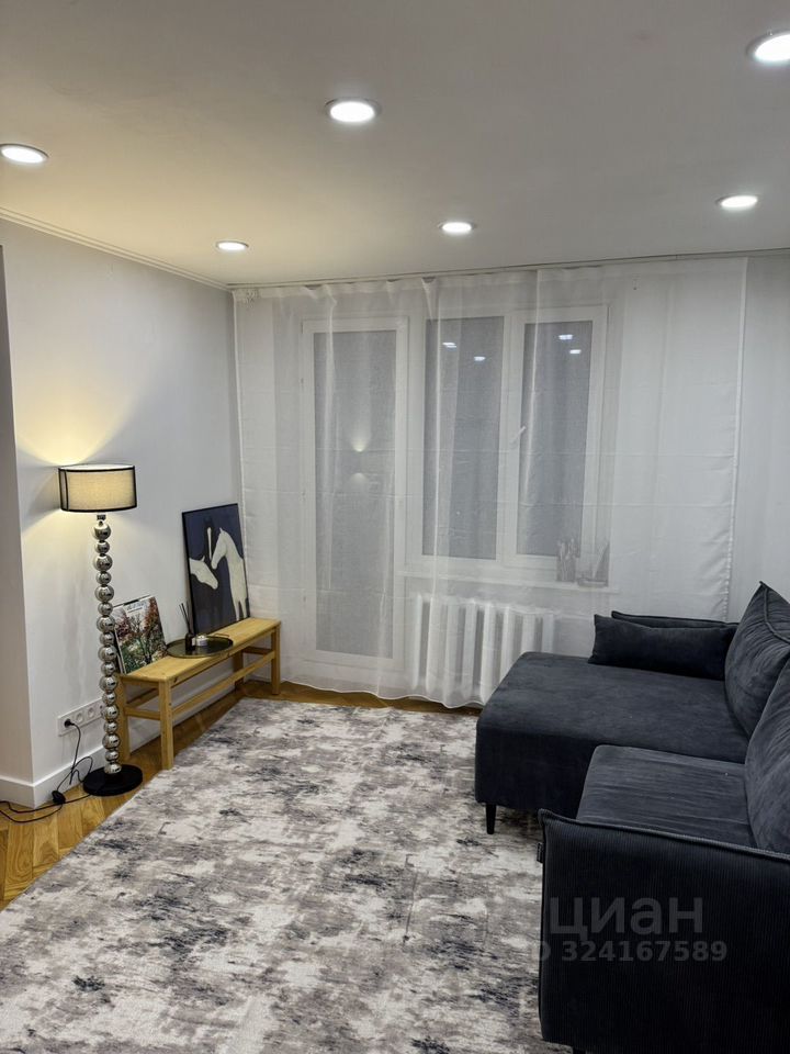 Аренда 2-комн квартиры на вторичном рынке улица Кибальчича,  д. 2К4