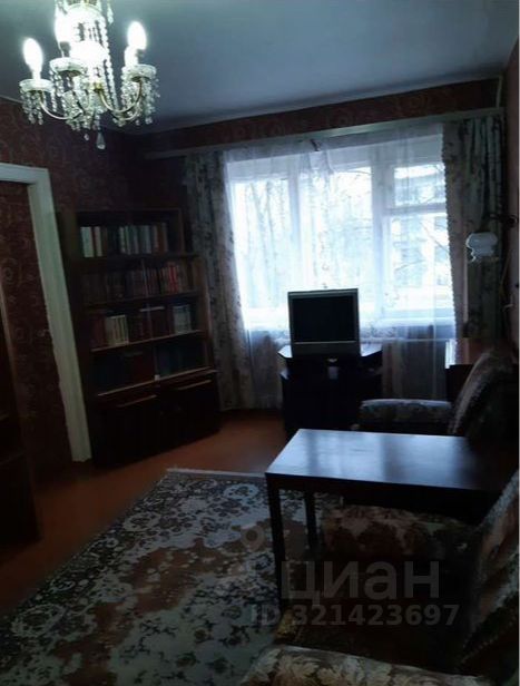 Продажа 2-комн квартиры на вторичном рынке Сланцы, улица Ломоносова, 48А