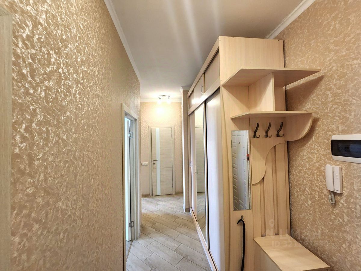 Продажа 2-комн квартиры на вторичном рынке Апрелевка, улица Ясная, 5