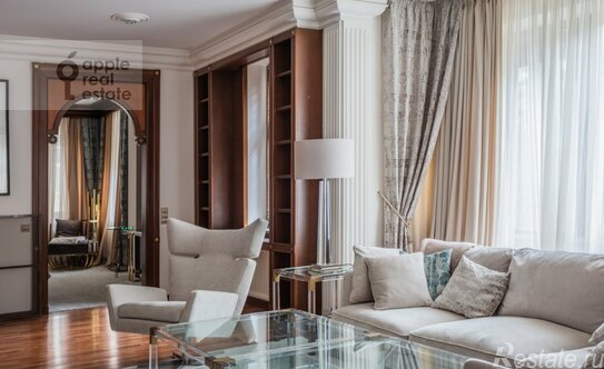 Аренда 2-комн квартиры на вторичном рынке Староконюшенный переулок,  д. 10А