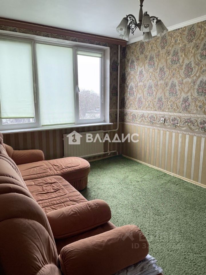 Продажа 3-комн квартиры на вторичном рынке Софийская улица, 35К3