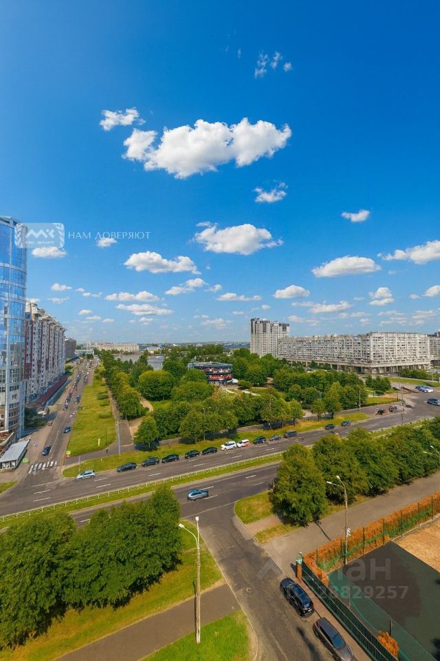 Продажа 6-комн квартиры на вторичном рынке улица Нахимова, 11