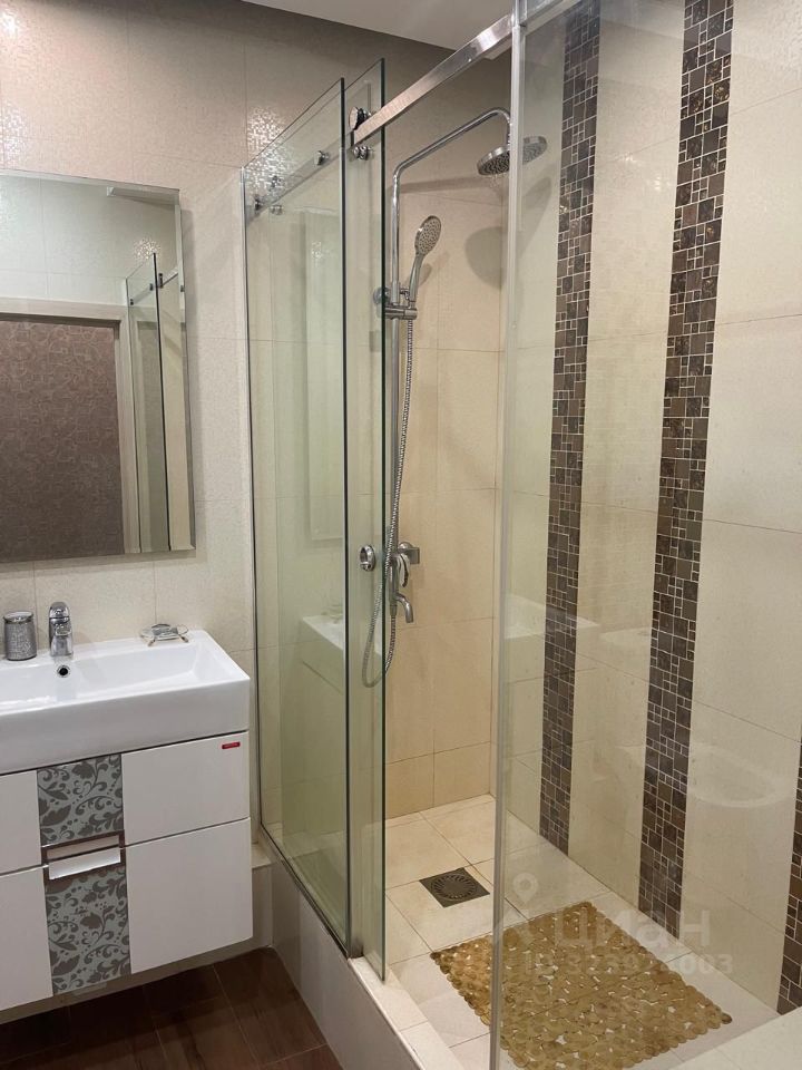 Аренда 2-комн квартиры на вторичном рынке Парашютная улица, 58