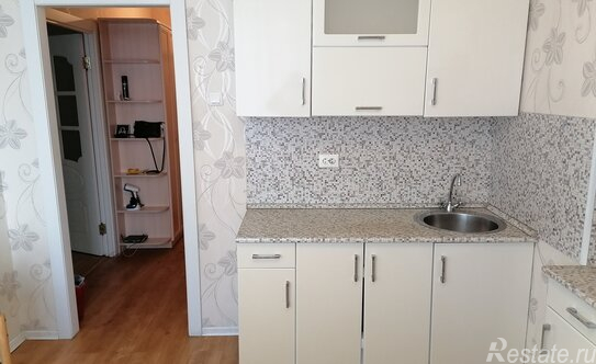 Продажа 1-комн квартиры на вторичном рынке Космонавтов пр-кт,  д. 65,  к. 11