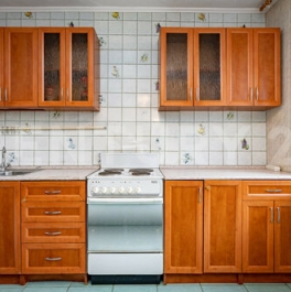Продажа 1-комн квартиры на вторичном рынке Петергоф г, Юты Бондаровской ул,  д. 17,  к. 2