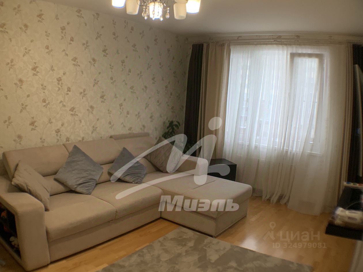 Продажа 2-комн квартиры на вторичном рынке Южный мкр, улица Курыжова, 15к3
